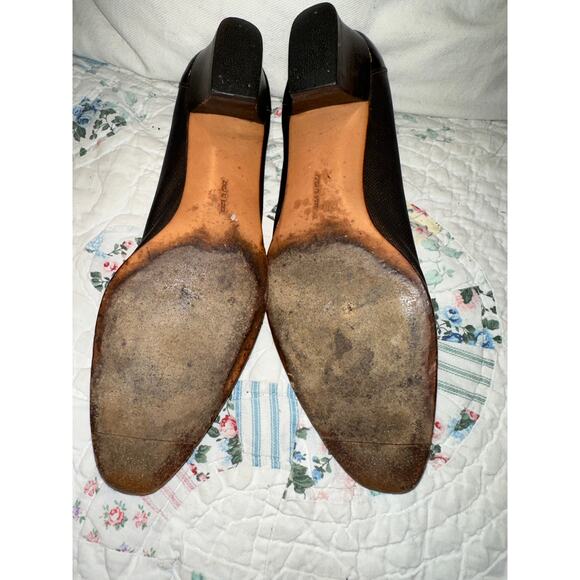 VINTAGE FERRAGAMO CAP TOE LEATHER PUMPS 7.5N LOW HEEL - Picture 4 of 4